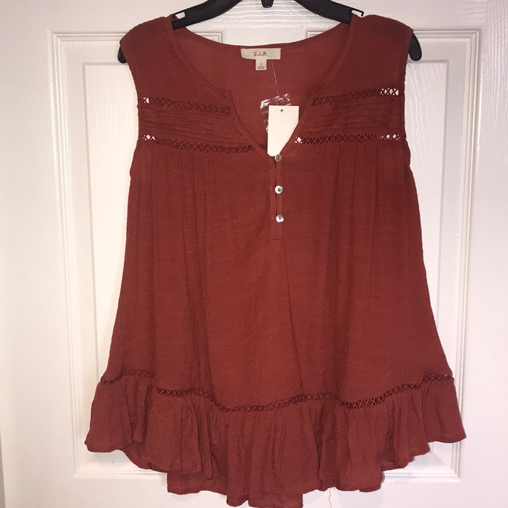 Versona EM sleeveless top size S